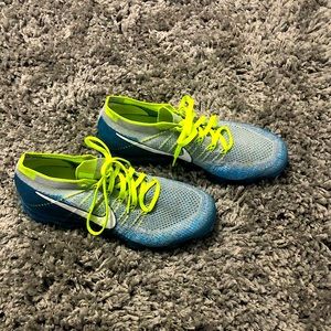 *Rare* Mens Sz 10.5 Nike Vapormax - Gray/Blue/Yllw